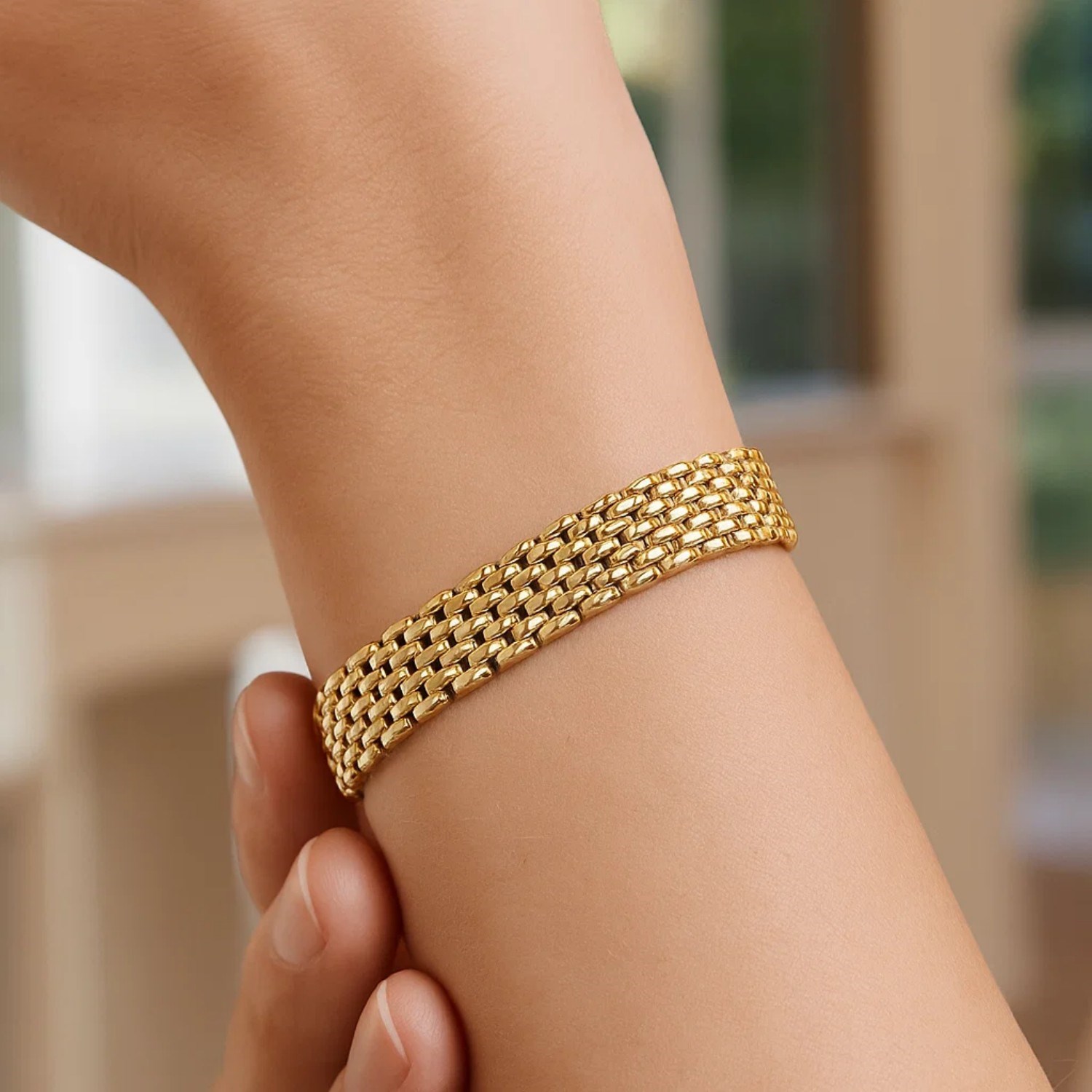 14k Yellow Gold Flexible Panther Line Bracelet (9.00 mm) - Image 5
