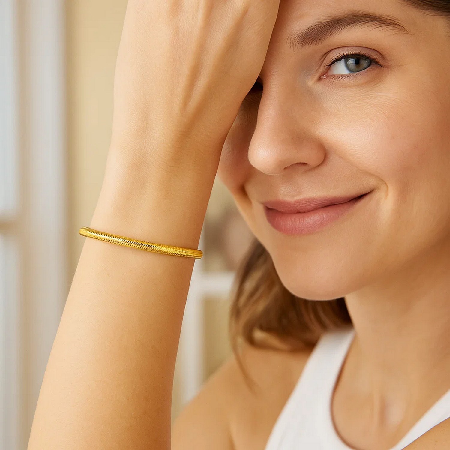 14K Yellow Gold Small Stretch Mesh Bracelet (3.40 mm) - Image 4