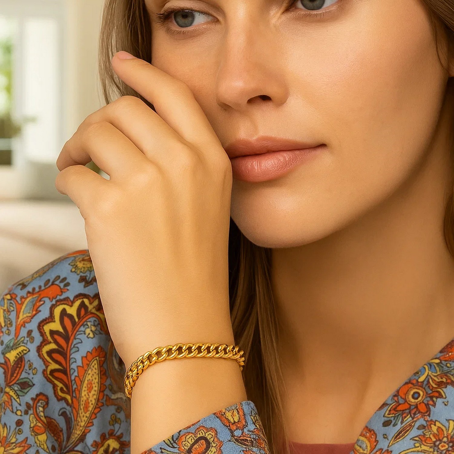 14K Yellow Gold Petite Faceted Cuban Link Chain Bracelet (4.50 mm) - Image 3