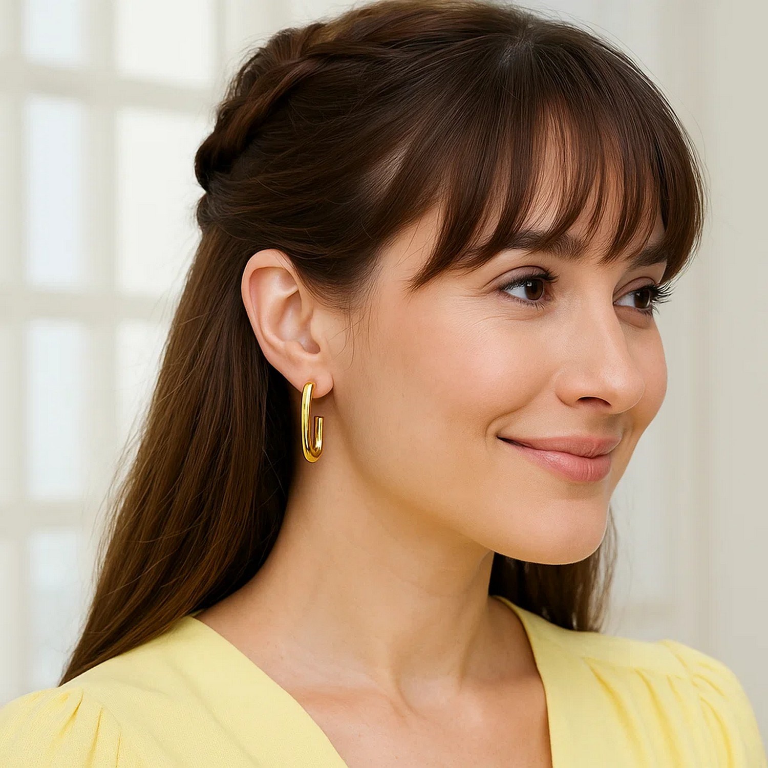 Paperclip Hoop Earrings in 14K Yellow Gold (27mmx12mm) - Image 3