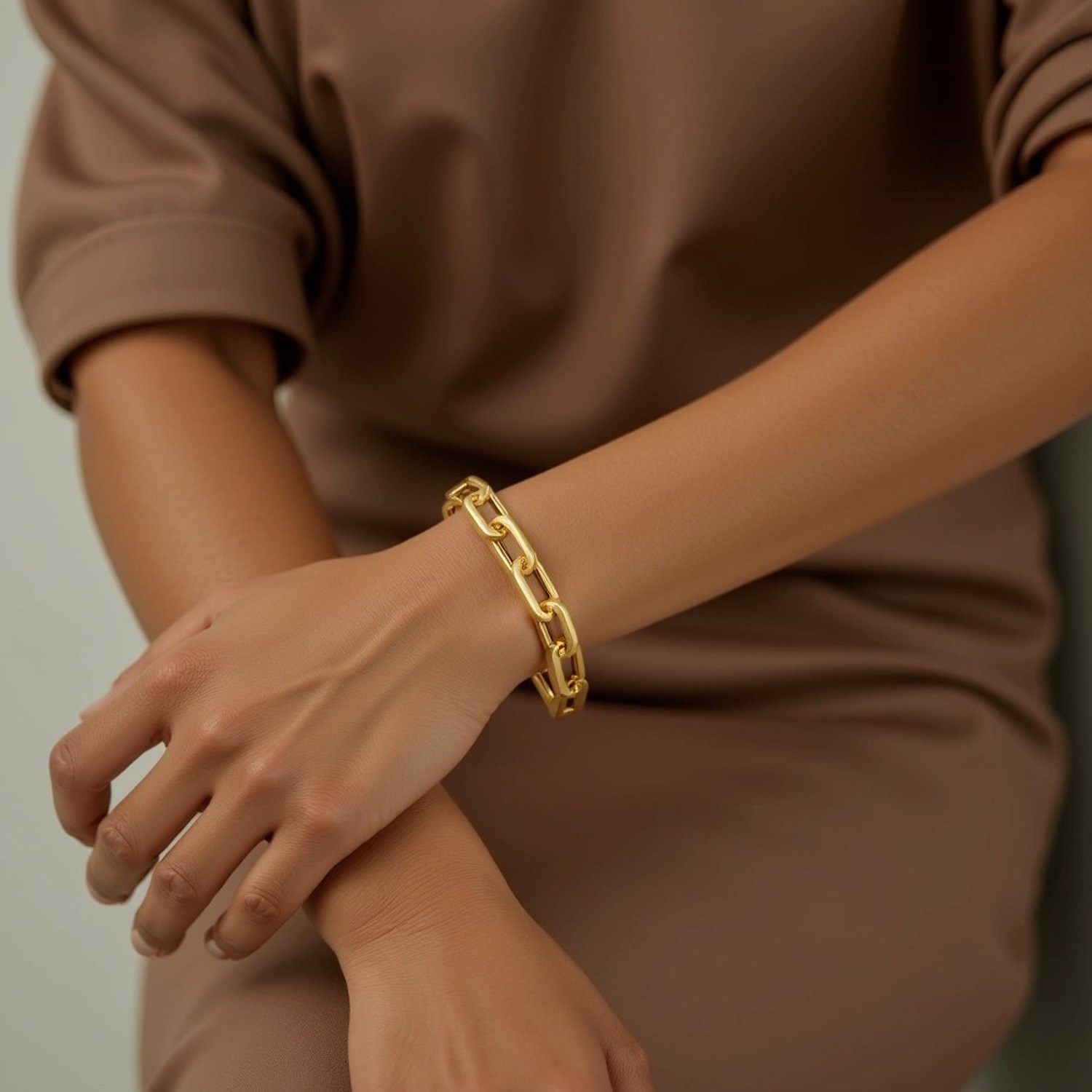 14k Yellow Gold 8 inch Extra Wide Paperclip Chain Bracelet (9.60 mm) - Image 5