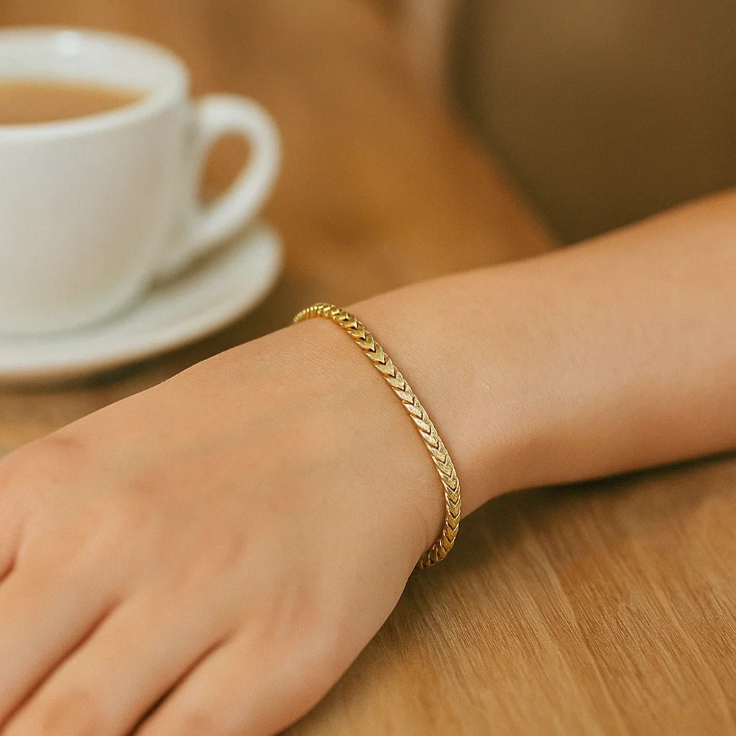 14k Yellow Gold Solid Diamond Cut Round Franco Bracelet (3.10 mm) - Image 4