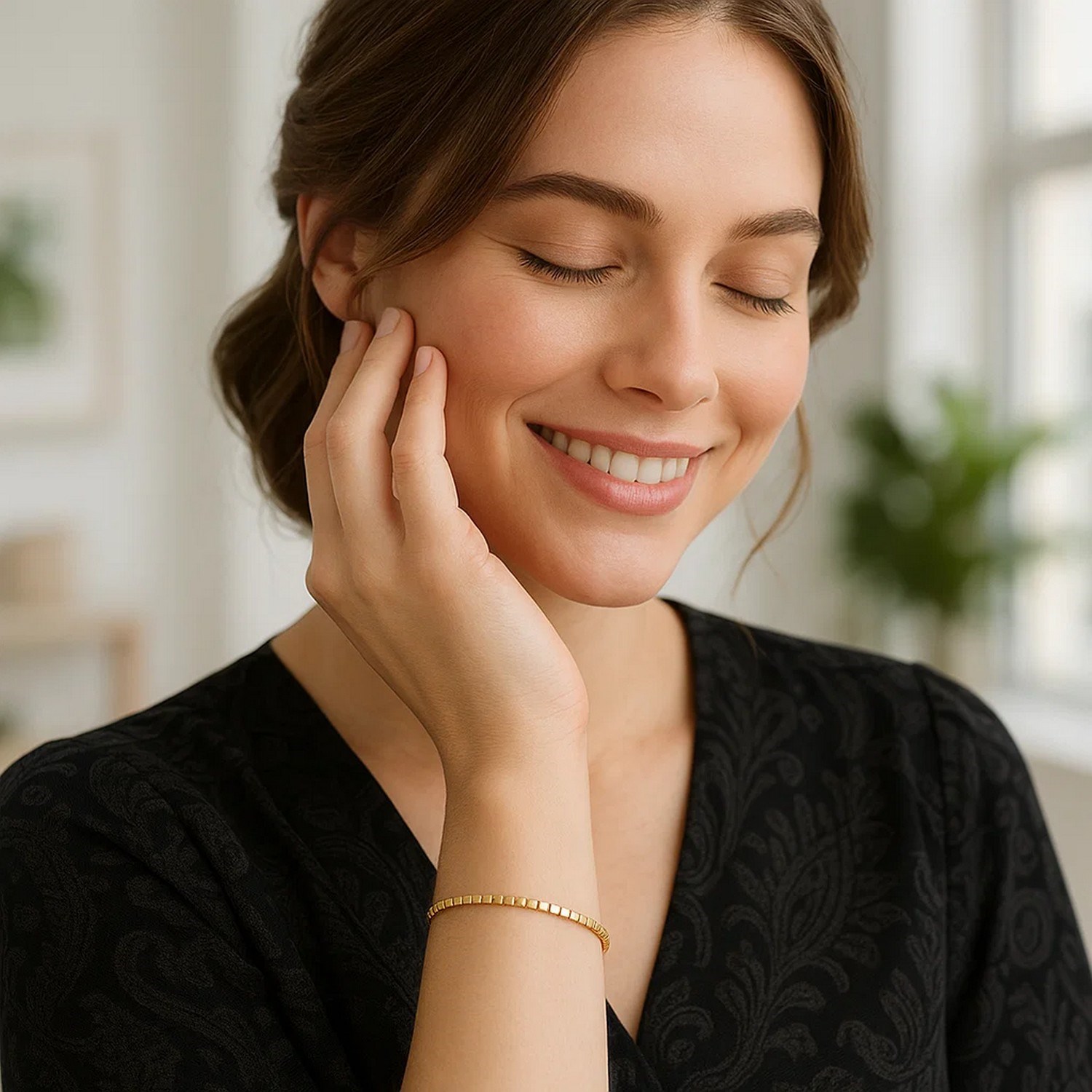 Mini Cube Bracelet in 14K Yellow Gold (2.60 mm) - Image 6